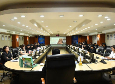 ประชุมคณะทำงานขับเคลื่อนการพัฒนาประสิทธิภาพการให้บริการการบริหารราชการแบบมีส่วนร่วมและการบริหารจัดการภาครัฐ เพื่อเสนอผลงานขอรับรางวัลเลิศรัฐของกรมส่งเสริมสหกรณ์ เพื่อเตรียมการซักซ้อมการนำเสนอและการตอบข้อซักถามให้กับหน่วยงานที่ผ่านเกณฑ์การตรวจประเมินรางวั ... พารามิเตอร์รูปภาพ 17